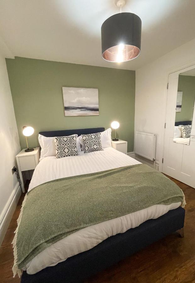 Stunning Brighton Seaside 2-Bedroom Townhouse With Patio, Sleeps 6 Eksteriør bilde