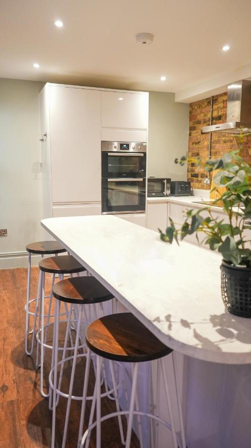 Stunning Brighton Seaside 2-Bedroom Townhouse With Patio, Sleeps 6 Eksteriør bilde